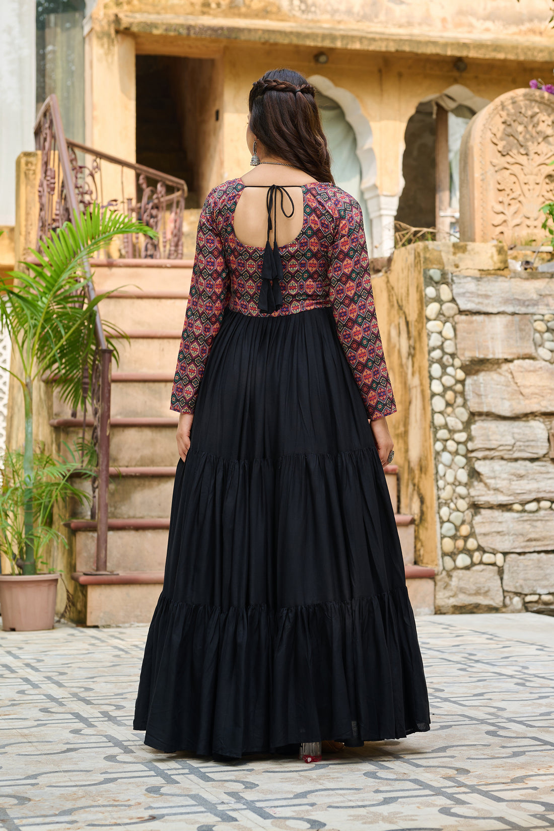 Navratri Special Black Embroidered Gown with Kutchi Work – 12 Meter Flair | Mayara Women Clothing